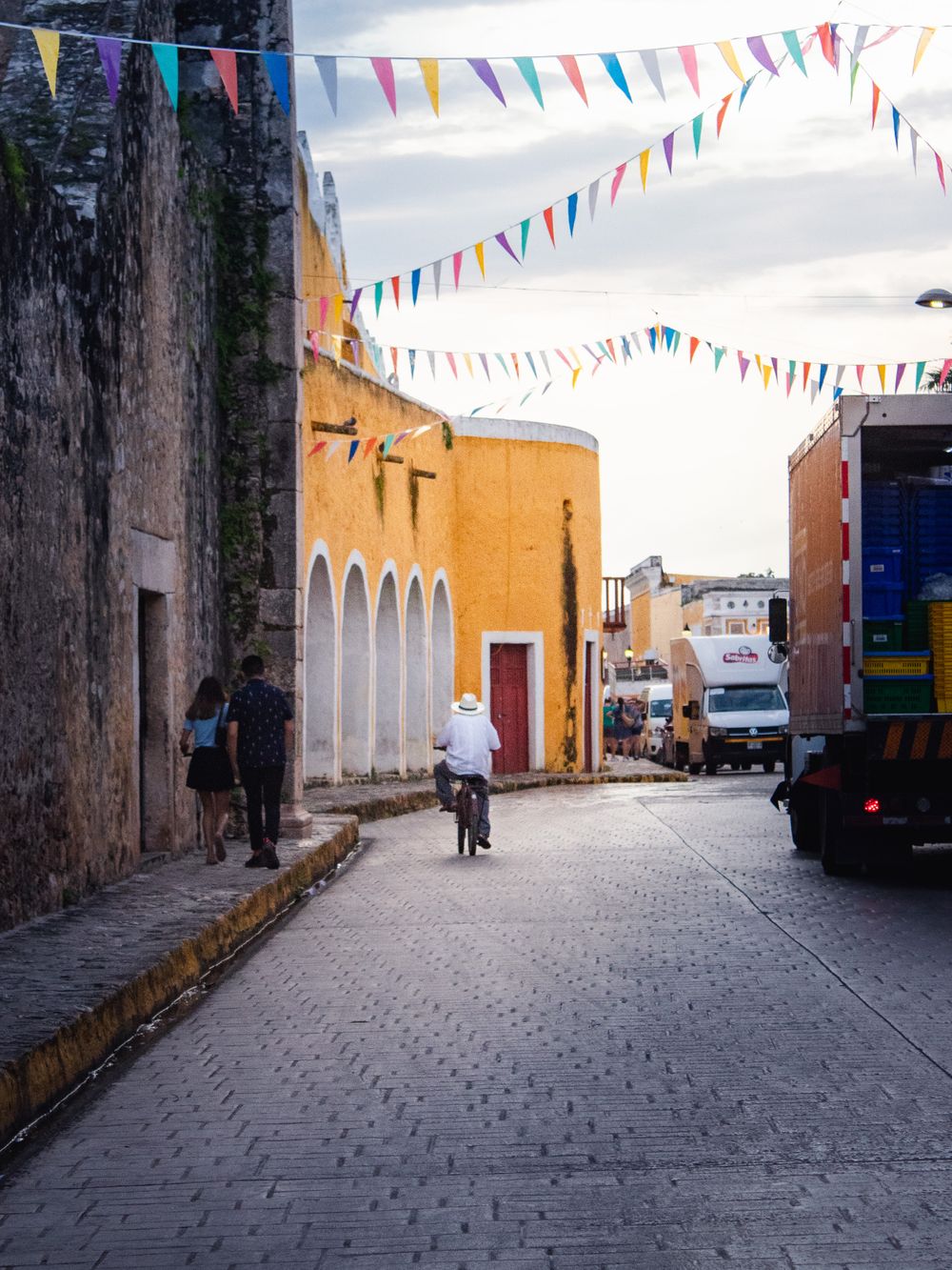 Comercio y comunidad del valle